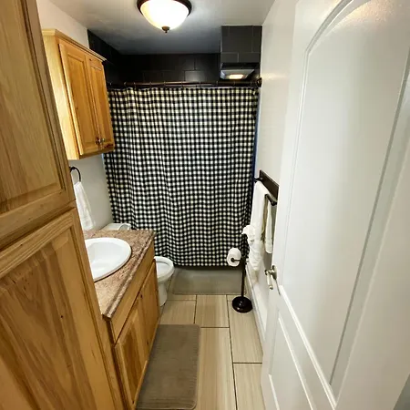 Stay Anchorage! Furnished Two Bedroom Apartments With High Speed Wifi Exterior photo
