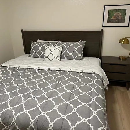 Stay Anchorage! Furnished Two Bedroom Apartments With High Speed Wifi Room photo