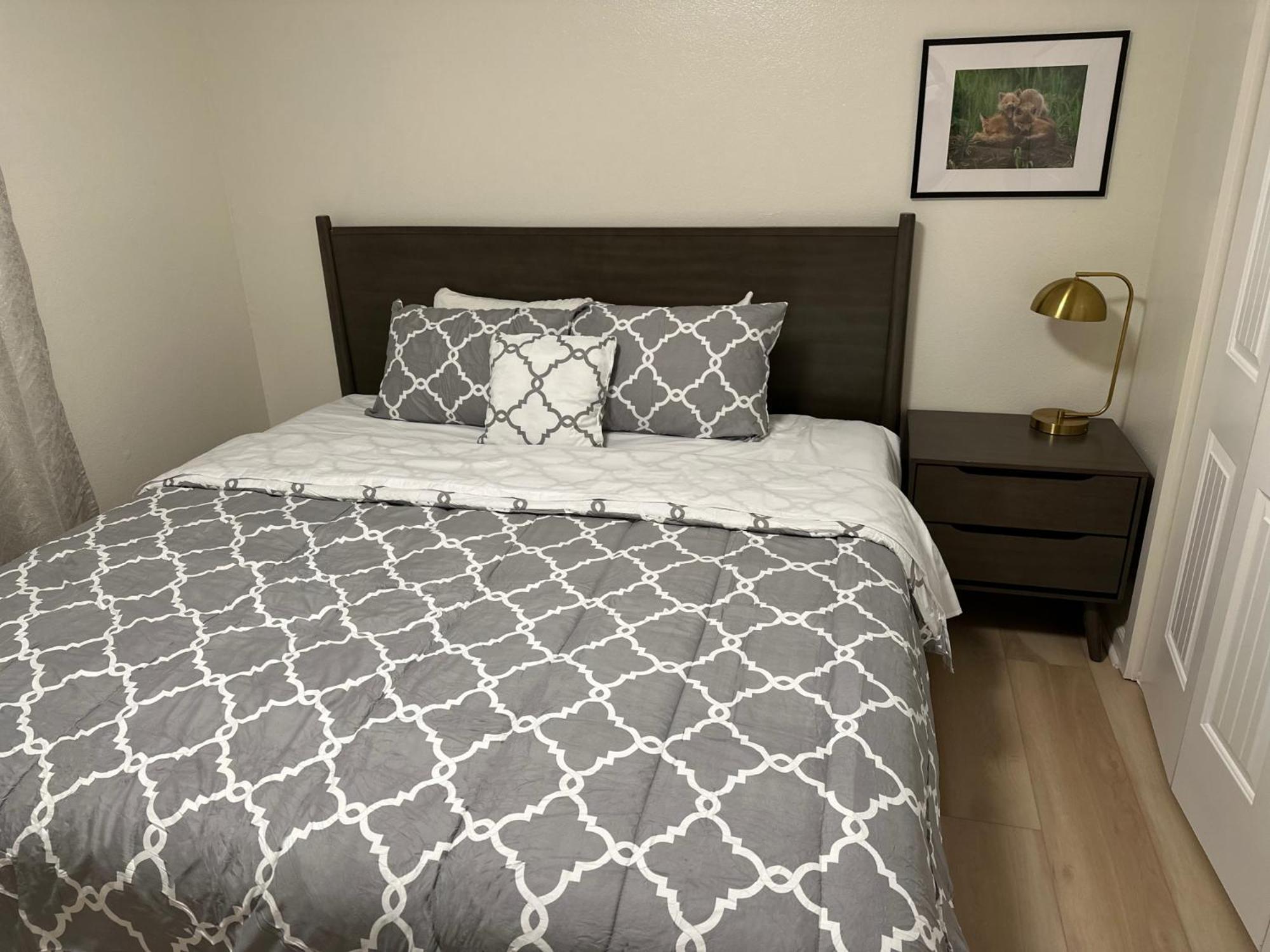 Apartment Anchorage! Furnished Two Bedroom With High Speed Wifi Anchorage